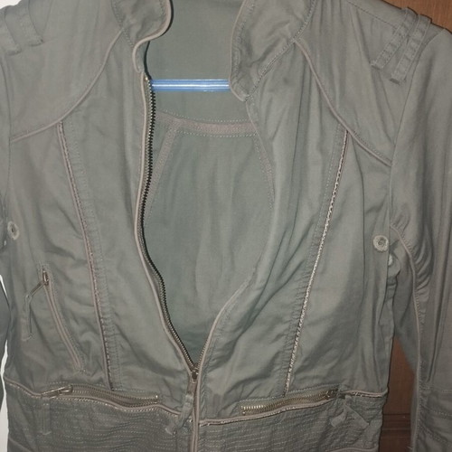 Sarah Lawrence women's khaki jacket medium used, slim fit
