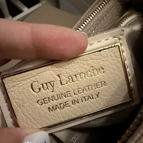 Guy Laroche leather crossbody bag, beige