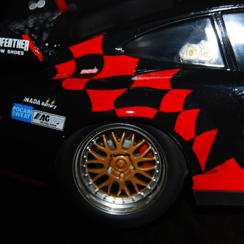 Plastic model Porsche Taisan 1/24 new