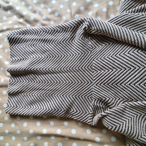 Stradivarius knitted sweater herringbone like new, Small