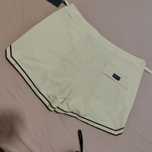 Reserved women's shorts XL new, off-white