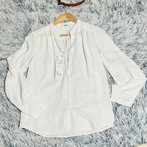 Uniqlo white viscose shirt new, size XS