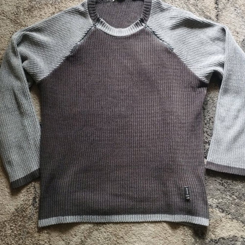 Combo's Knit Story men's sweater L gray like new