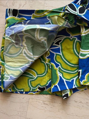 Zara shorts-skirt blue size S like new