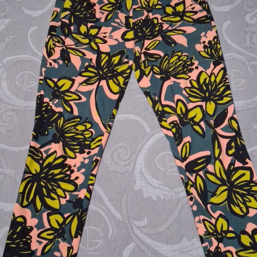 Weekend Max Mara pants used, colorful with pattern