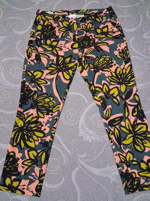 Weekend Max Mara pants used, colorful with pattern