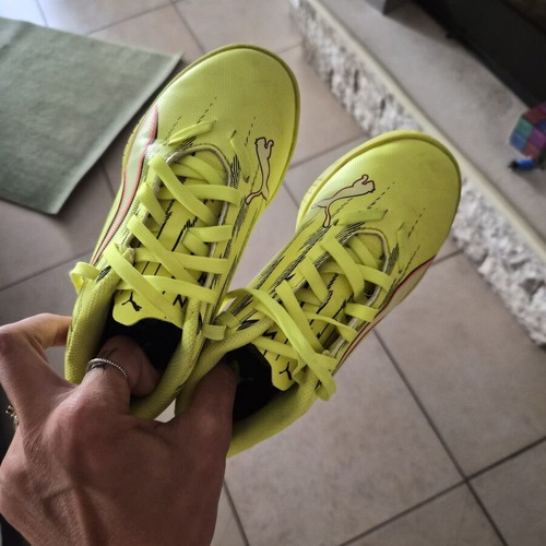 Puma football shoes for boys like new, multicolor, size 31