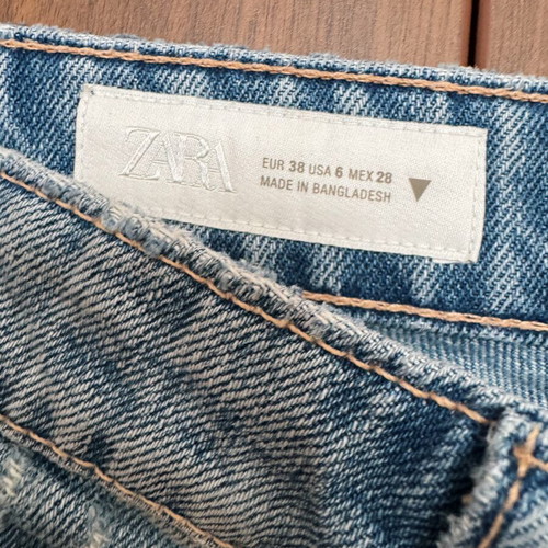 Zara Low Rise Wide Leg Jeans like new, size M 38 10, blue