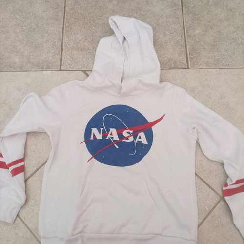 Girls' sweatshirts in excellent condition, pack