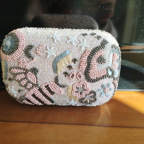 Clutch bag embroidered like new with beads and chain