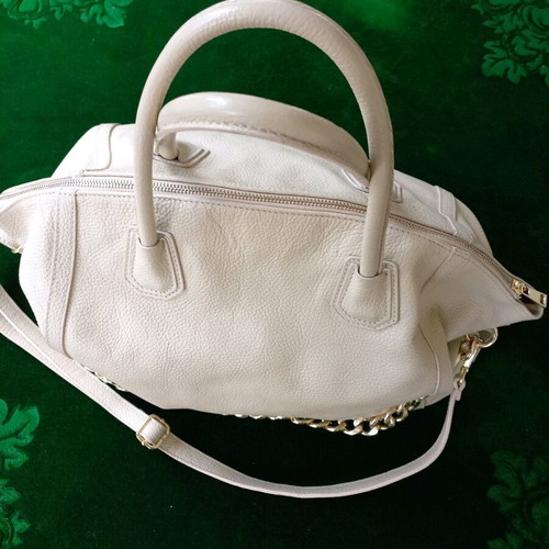 Xl size handbag like new, ecru with gold chain