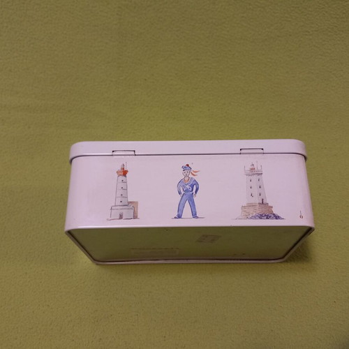 Collectible metal tin for French biscuits used
