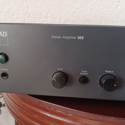 Stereo system like new with NAD amplifier, PHILLIPS CD player, DENON tuner, B&W speakers