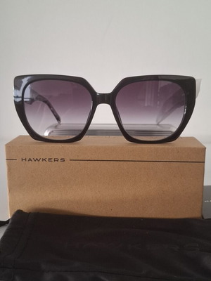 Hawkers Boujee Black Iron Eco sunglasses new with polarized lenses