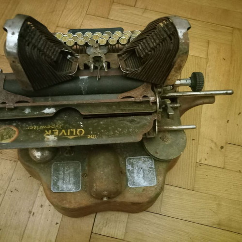 Oliver 9 Bat Wings typewriter used, 1900-1920