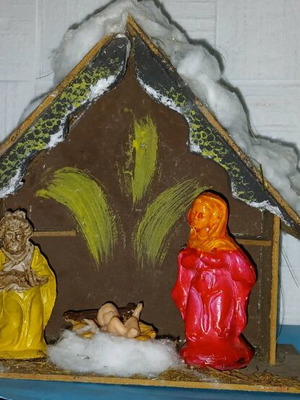 Wooden nativity scene used, old, 24x20cm