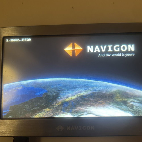 Navigon 8310 GPS navigation device like new, 4.8-inch screen