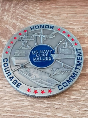 US Army Navy commemorative military medal 2020 like new