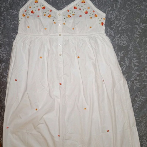 Maxi dress cotton used with floral embroidery Edited M/L