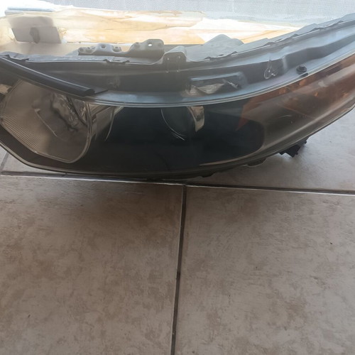Εμπρός αριστερό φανάρι για Honda Accord '09-'11 σαν καινούργιο
