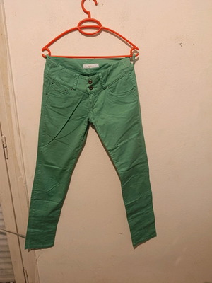 Badila green mint slim jeans size S like new