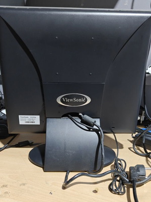 ViewSonic VG510s 15" LCD monitor like new, VGA and DVI