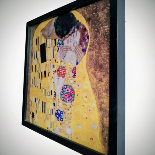Set of 2 framed Klimt reproductions under glass like new