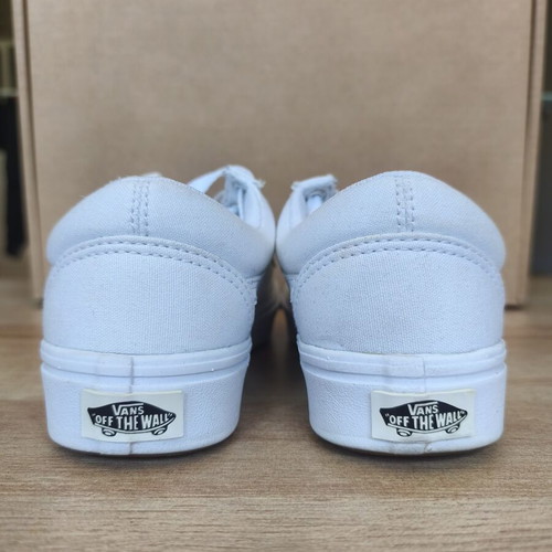 Vans Comfycush Old Skool sneakers, white, size 36