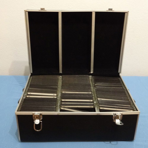 Storage case for CD and DVD like new, capacity 500