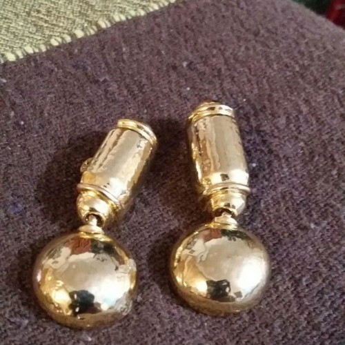 '90s earrings with clips used