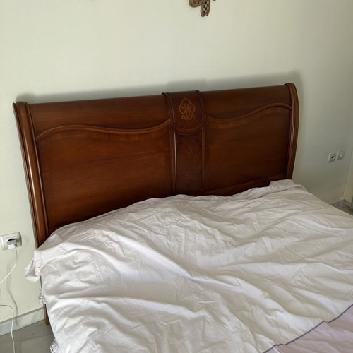Bedroom furniture set like new with bed 160x200, dresser, mirror, 2 nightstands