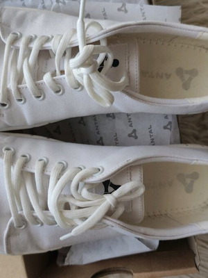 Antal shoes white size 39 like new