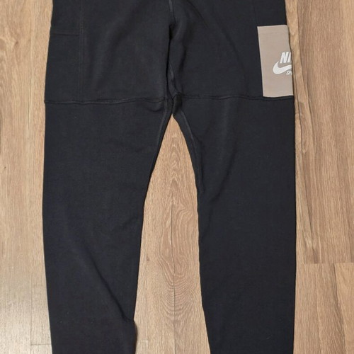 Nike Sportswear women's leggings like new, size L/XL, cotton