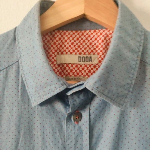DOOA men's short sleeve shirt like new, size S, blue with red dots, cotton