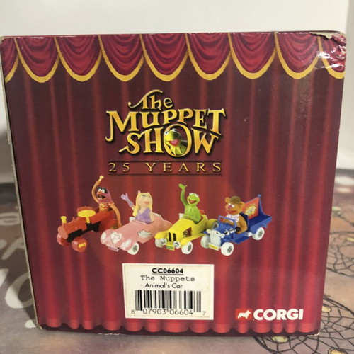 Muppets 25 Years Animal on Tractor Corgi figure like new
