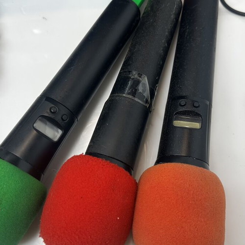 RCF RX4016 microphones used with wireless bodypack cases in poor condition