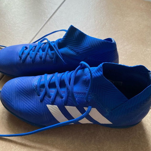 Adidas blue football shoes like new, size 40 2/3