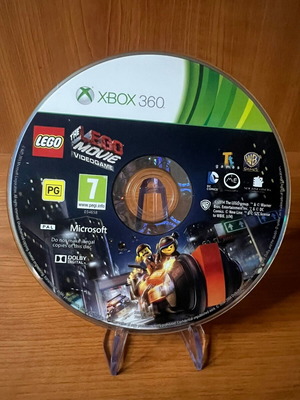 The LEGO Movie Videogame Xbox 360 disc used