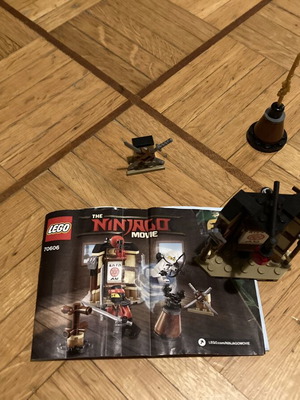 Lego Ninjago Movie 70606 set with instructions