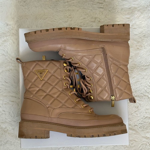 Guess nude leather boots like new, size 39, beige