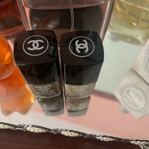 Chanel Le Vernis limited edition nail polishes new, set of 2