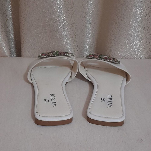 Verde leather flat slippers used, white with colorful rhinestones, size 36