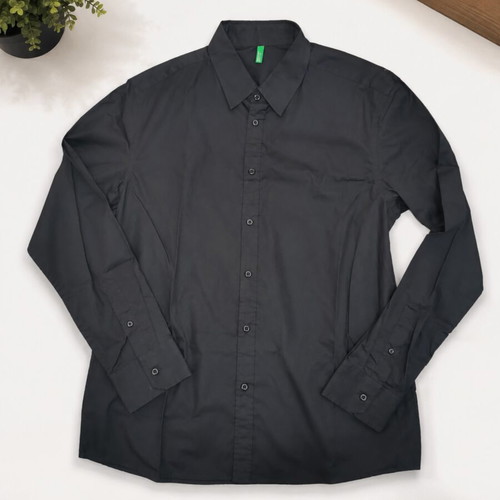 United Colors of Benetton black dress shirt XL