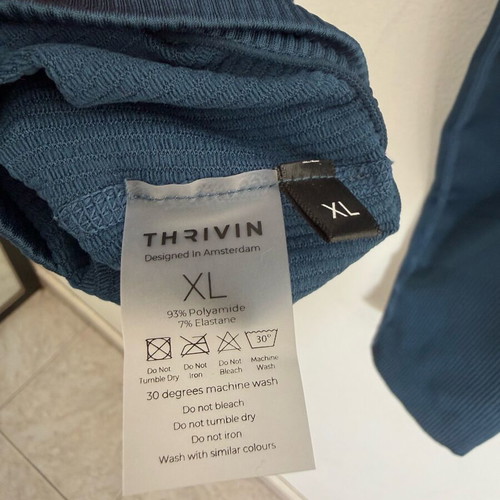 Thrivin leggings new X-Large blue and green