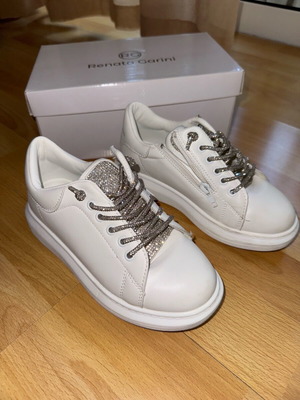 Детски маратонки Renato Garini (Размер 34) на стойност 55€