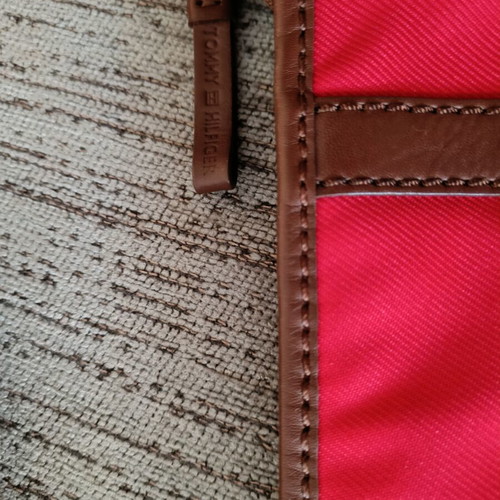 Tommy Hilfiger crossbody bag like new, red and brown