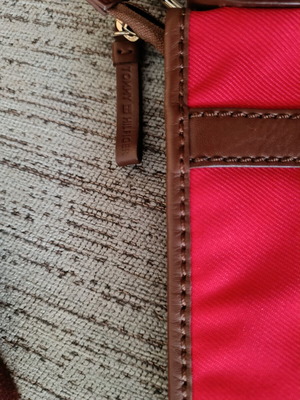 Tommy Hilfiger crossbody bag like new, red and brown