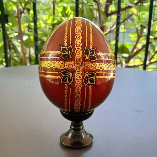 Hand-painted wooden egg with Virgin Mary and Christ, vintage from Russia