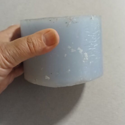 Set of 2 decorative candles with minor dents