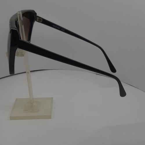 Sunglasses like new, black frame with brown marble and two-tone lenses